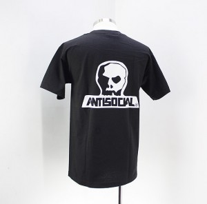 SKULL SKATES　‘ANTISOCIAL コラボ‘Tシャツ(Ａタイプ）