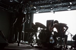 DEATH GRIPS @ FUJI ROCK FESTIVAL’13 LIVE REPORT
