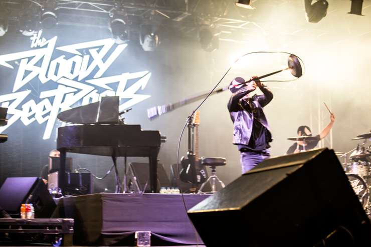 The Bloody Beetroots～TRIBAL CIRCUS～ ＠ FUJI ROCK FESTIVAL ’14 LIVE REPORT