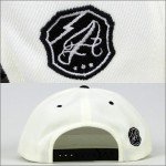 AFFECTER SNAPBACK CAP COLLEGE WHITE x BLACK