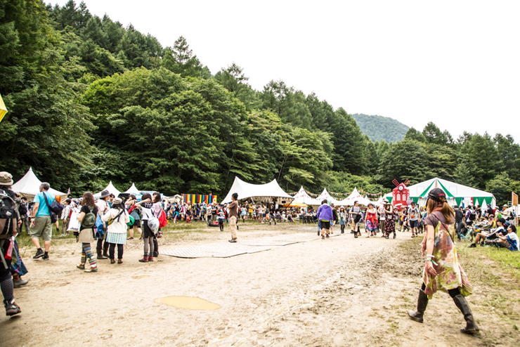 FUJI ROCK FESTIVAL ’15 ～フジロック１日目～ (2015.07.24) REPORT