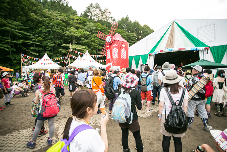 FUJI ROCK FESTIVAL ’15 ～フジロック２日目～ (2015.07.25) REPORT